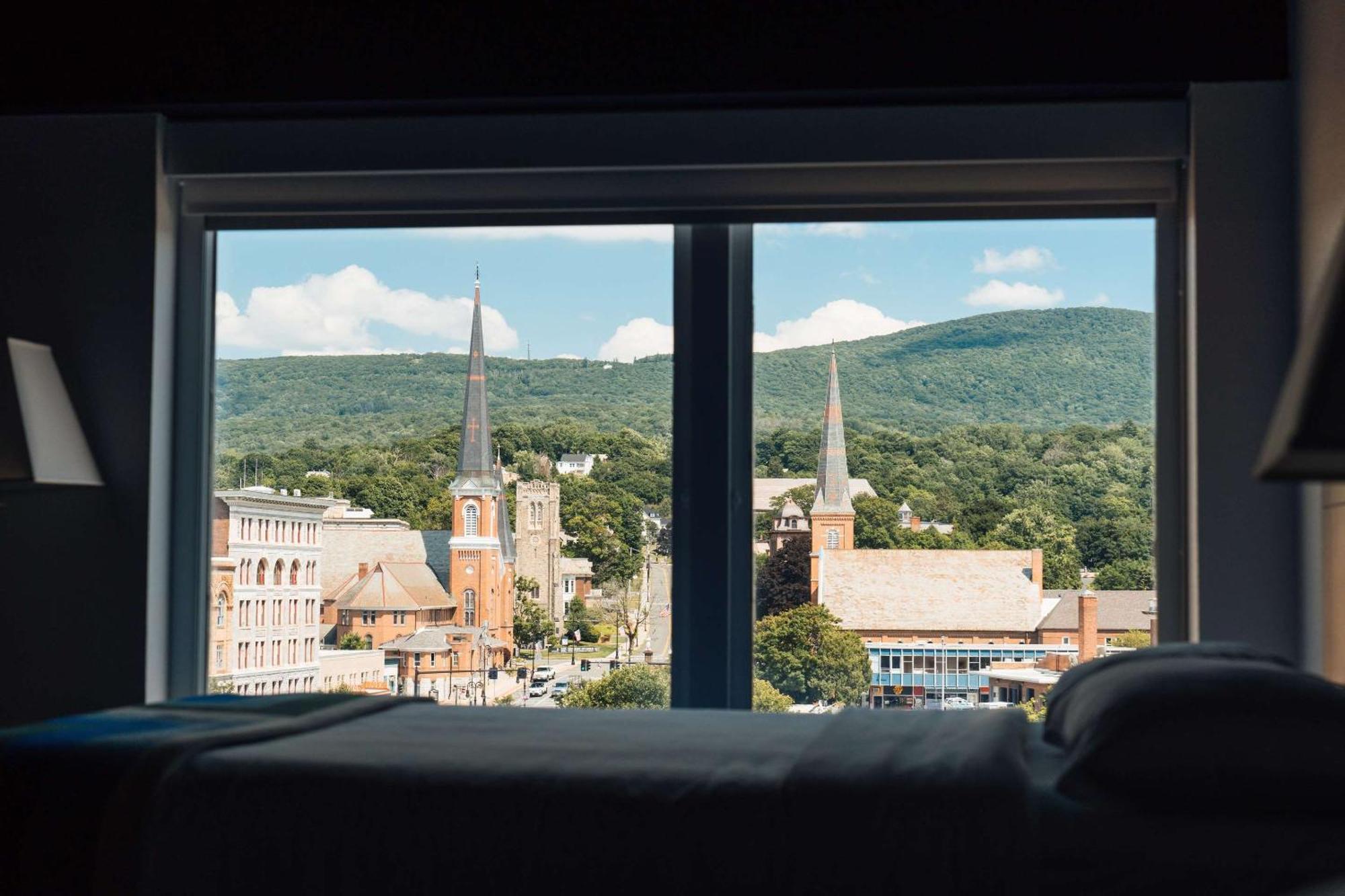 Hotel Downstreet, Ascend Hotel Collection North Adams Exteriér fotografie